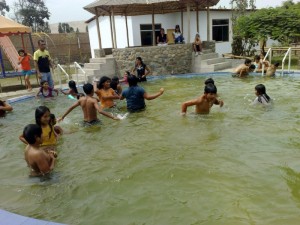 Schwimmbecken im casa lentch